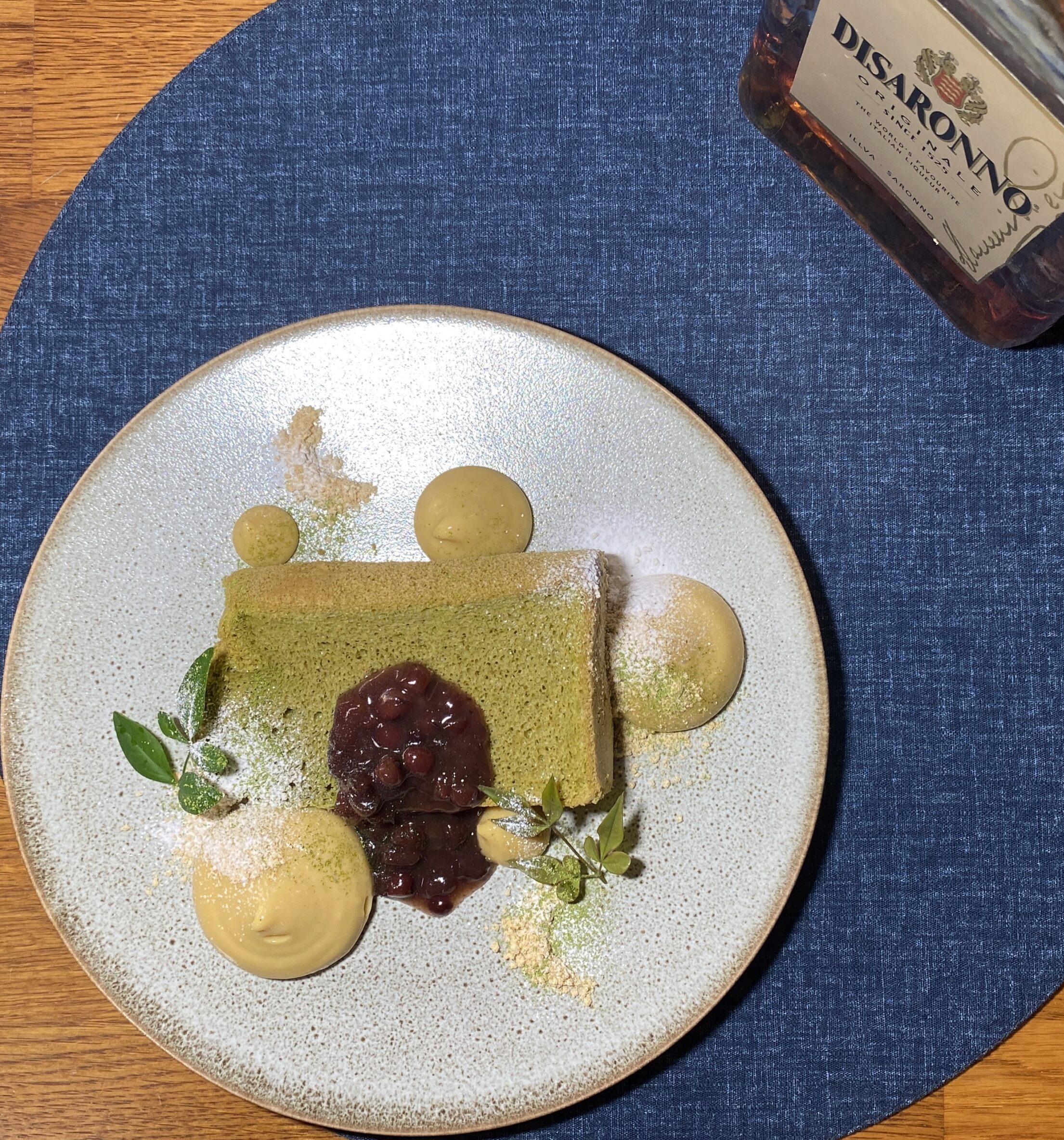 日本の象徴を組み合わせた贅沢なお菓子！もはや和菓子⁉